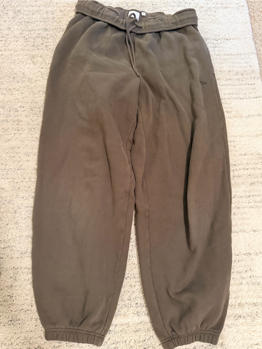 Aritzia Women’s Olive Drawstring Sweatpants